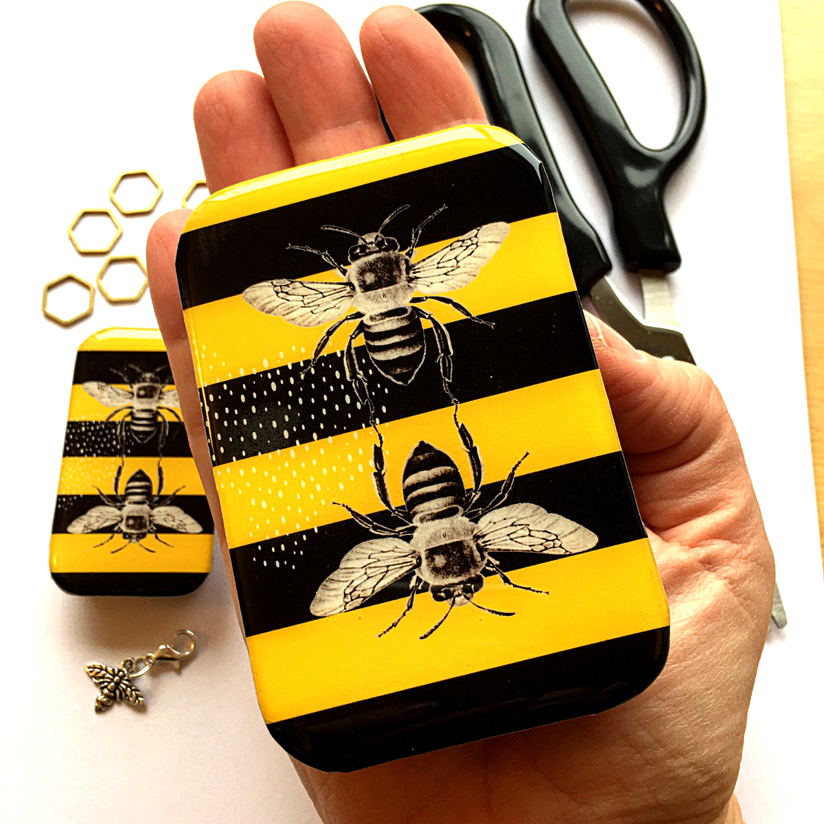 Bee Notions Tin - Firefly Notes