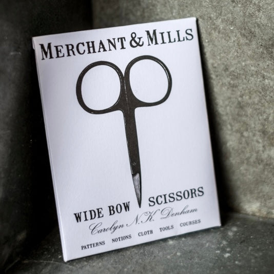 Wide Bow Scissors - Merchant & Mills