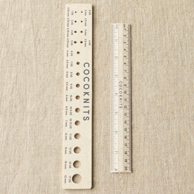 2 magnetische linialen in 2 maten. Met naaldenmeter 