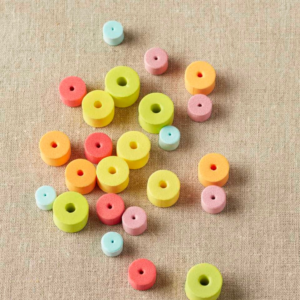 Colorful stitch stoppers voor op de punten van je breinaalden in vrolijke kleuren