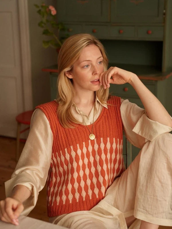 Laine magazine 29 - Damson