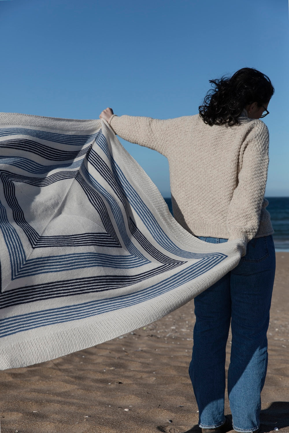 Shorelines: Knits from Scottish Coasts - Rebecca Clow