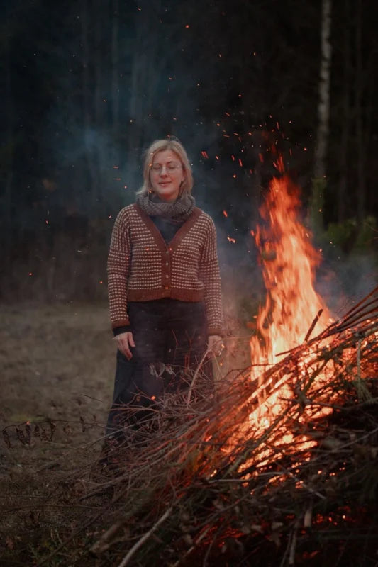 The Island and the Forest: A Knitted Correspondence - Erika Åberg en Lotta H. Löthgren