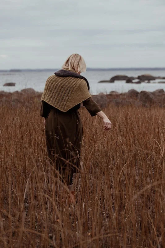 The Island and the Forest: A Knitted Correspondence - Erika Åberg en Lotta H. Löthgren